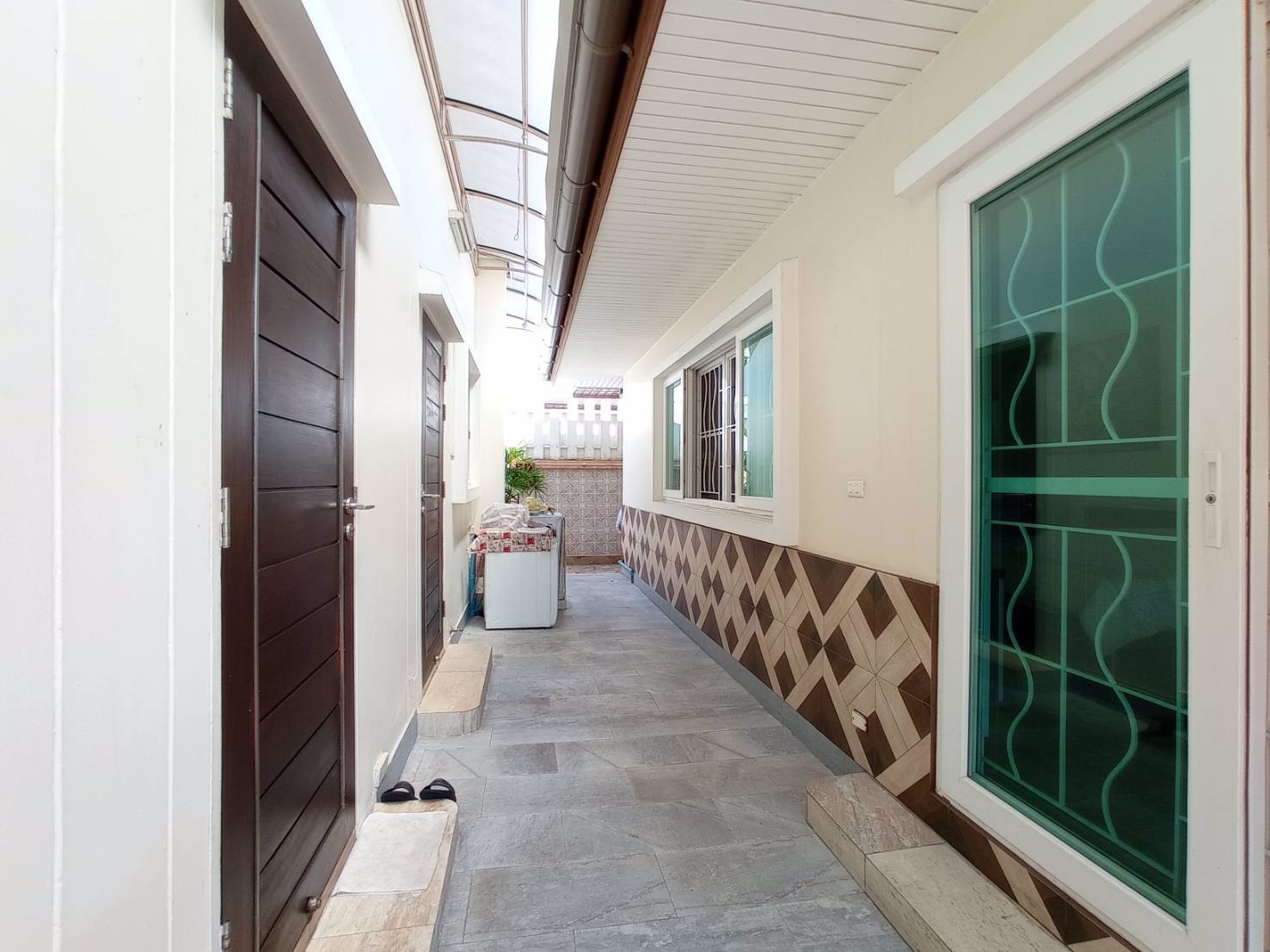 ขายด่วน-เจ้าของขายเอง-บ้านเดี่ยวหลังใหญ่-พร้อมเรือนรับรองอีก-1-หลัง