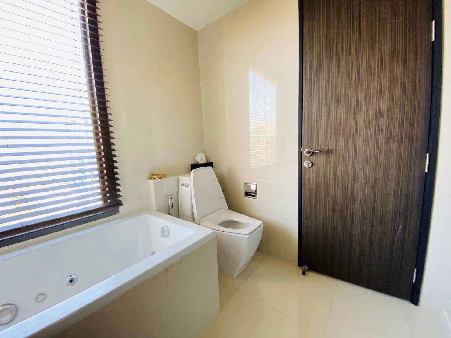 ขาย-คอนโด-ริทึ่ม-สุขุมวิท-44-1-พระโขนง-คลองเตย-ใกล้-bts-พระโขนง