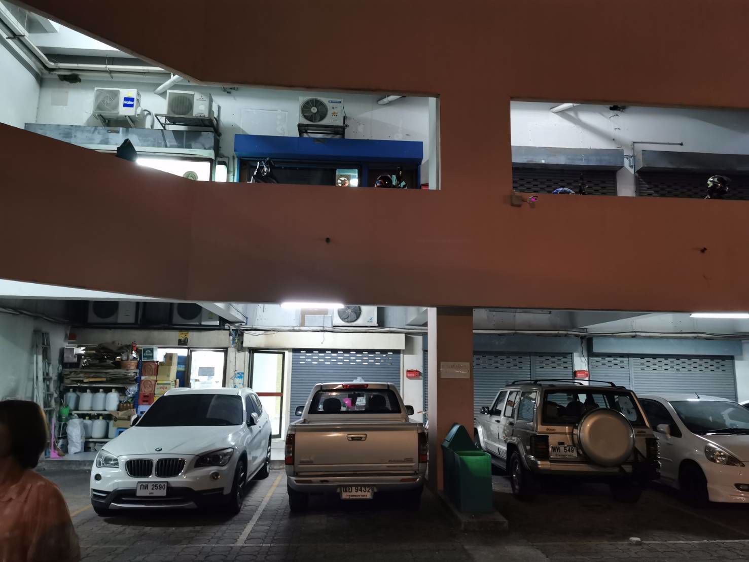 ขายด่วน-คอนโดมิเนียมพระราม-6-แมนชั่น-a-สองห้องใหญ่-ขายรวมกัน-ทำเลดีเยี่ยม