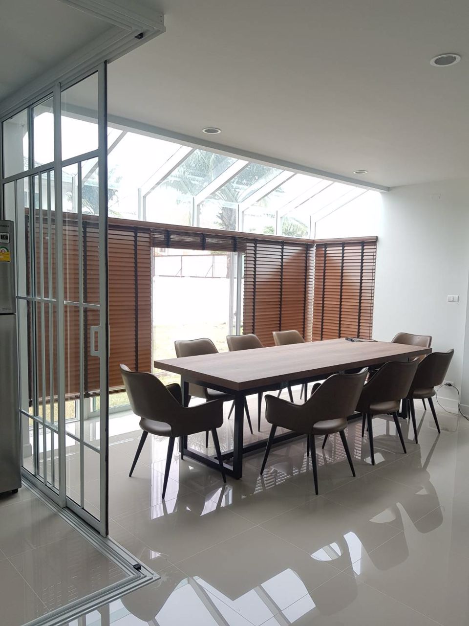 ขาย-เช่า-พูลวิลล่า-ใหม่พร้อมสระว่ายน้ำ-2-สระ-ในโครงการอารียาโคโม-ลาดกระบัง-สุวรรณภูมิ-ห่างสนามบิน