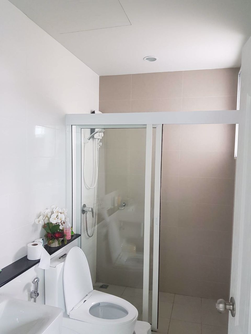 ขาย-เช่า-พูลวิลล่า-ใหม่พร้อมสระว่ายน้ำ-2-สระ-ในโครงการอารียาโคโม-ลาดกระบัง-สุวรรณภูมิ-ห่างสนามบิน