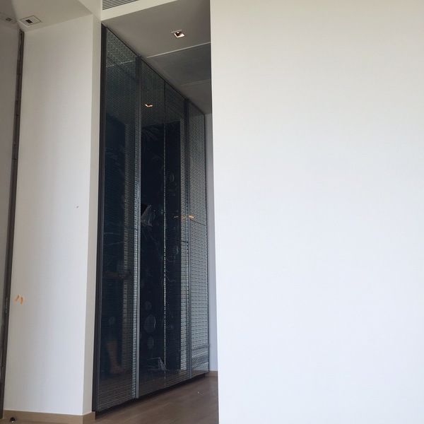 ขายห้องใหม่ราคาเท่าทุน-คอนโดมิเนียม-28-ชิดลม-ตั้งอยู่ใจกลางเมืองบน-ถนนชิดลมแท้ๆบนที่ดินแพงที่สุด