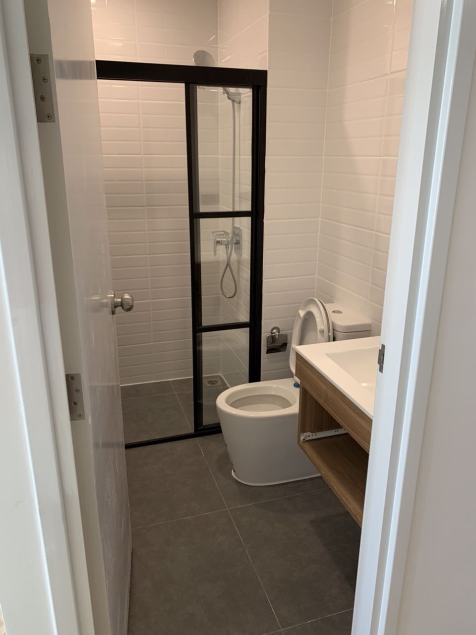 ขายดาวน์-คอนโด-groove-ลาดพร้าว-48-ทำเลดีมาก-คอนโดใหม่-แต่งครบ-พร้อมเข้าอยู่