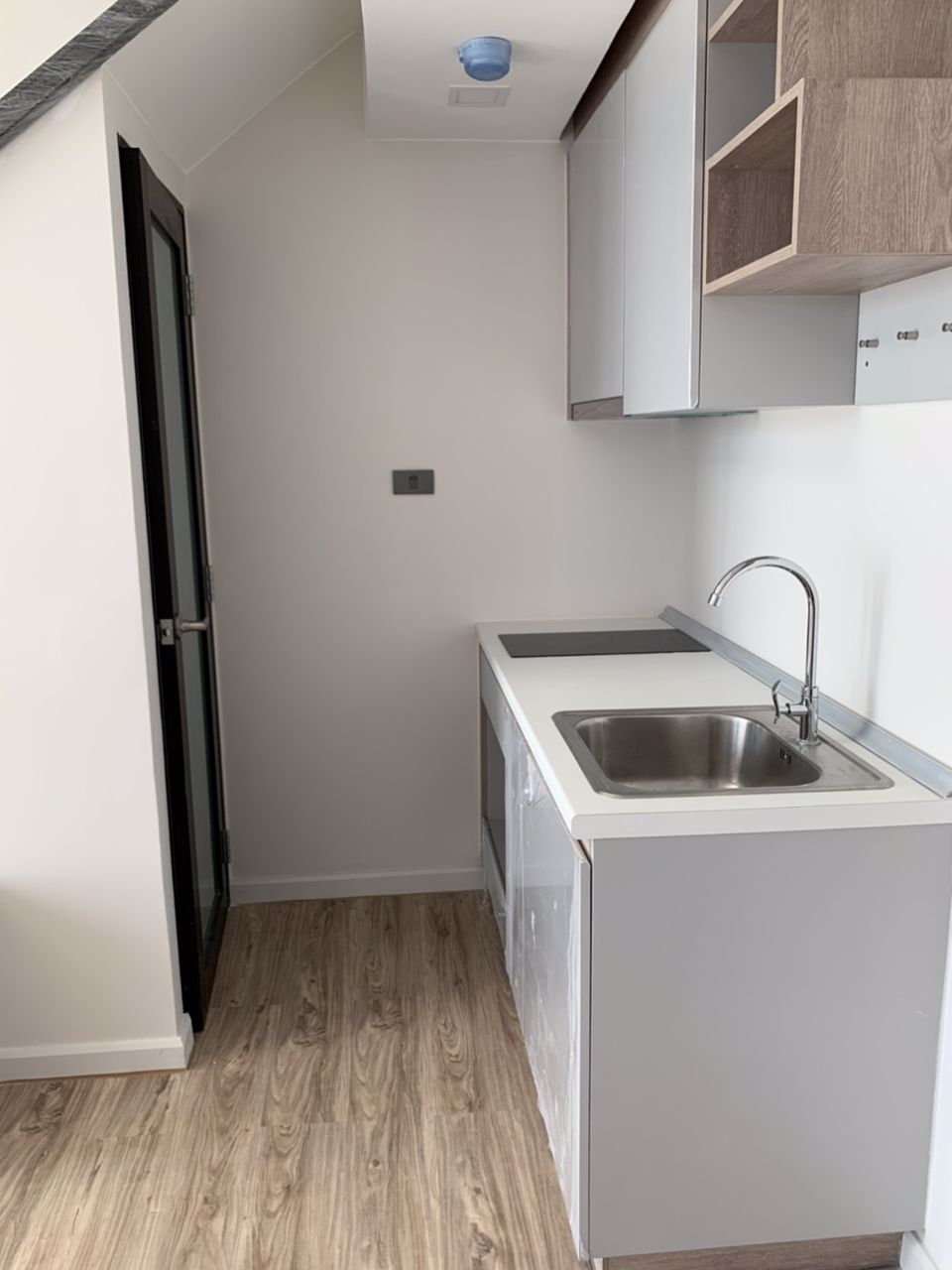 ขายดาวน์-คอนโด-groove-ลาดพร้าว-48-ทำเลดีมาก-คอนโดใหม่-แต่งครบ-พร้อมเข้าอยู่