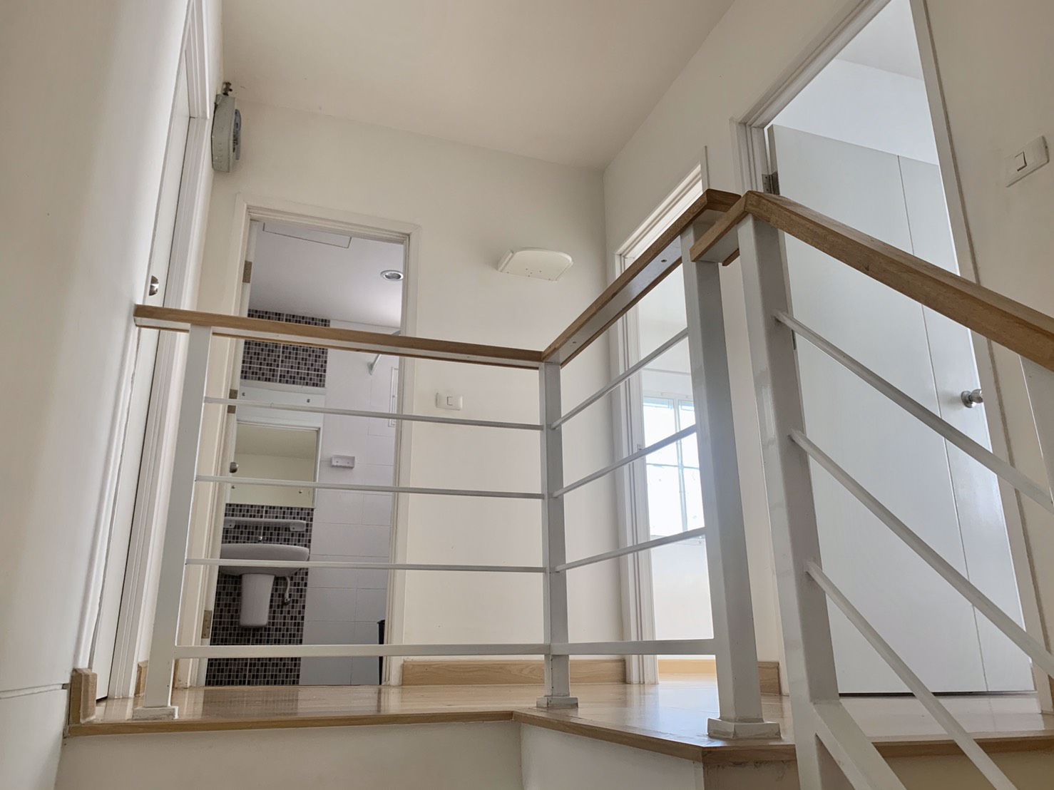 ขาย-ให้เช่าทาว์นโฮมบ้าน-new-york-2-ชั้น-หลังริม-พฤกษาวิลล์-38-1-หนามแดง-เทพารักษ์-บางพลี-สมุทรปราการ