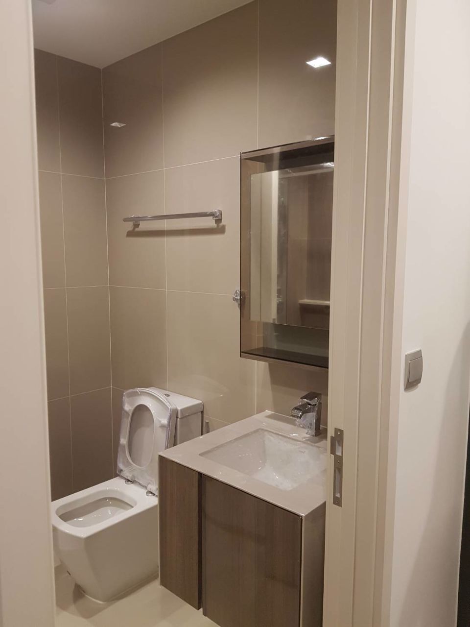 ขายดาวน์-คอนโด-เดอะ-ไลน์-พหลฯ-ประดิพัทธ์-by-แสนสิริ-อยู่ใกล้-bts-สะพานควาย