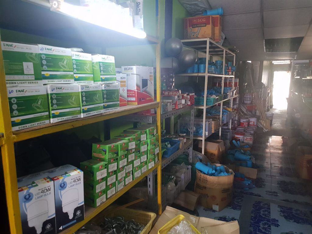 ขายหรือเซ้งกิจการ-อุปกรณ์ก่อสร้าง-อุปกรณ์ไฟฟ้า-เซ้งทั้งร้านทั้งของทั้งชั้น-ตะแกรง-หนองหิน-จังหวัดเลย