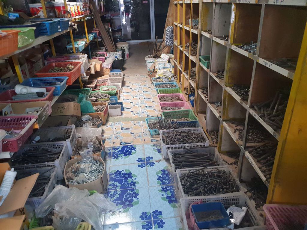 ขายหรือเซ้งกิจการ-อุปกรณ์ก่อสร้าง-อุปกรณ์ไฟฟ้า-เซ้งทั้งร้านทั้งของทั้งชั้น-ตะแกรง-หนองหิน-จังหวัดเลย