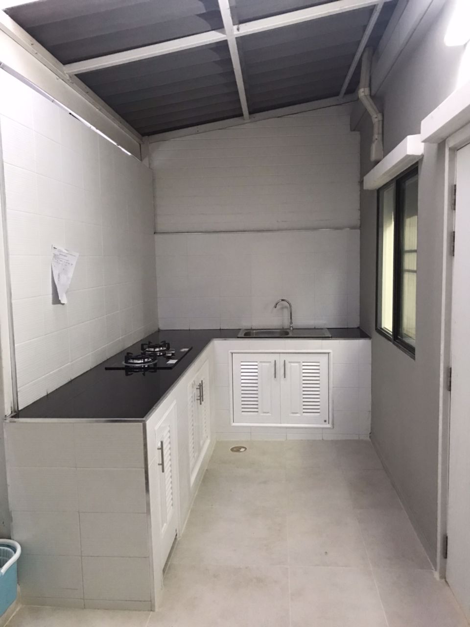 ให้เช่าทาวน์โฮม-2-ชั้น-พฤกษาวิลล์-ศรีสมาน-จอดรถสะดวก-เฟอร์นิเจอร์ครบทุกห้อง-ติดโรบินสัน-นนทบุรี