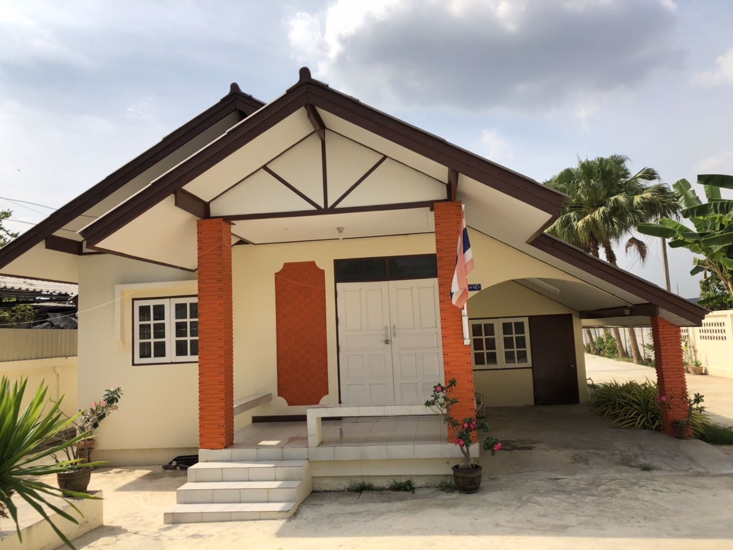 ขาย-ให้เช่า-ที่ดิน-334-ตรว-พร้อมบ้าน-2-หลัง-อเมืองราชบุรี-พร้อมเข้าอยู่ได้เลย