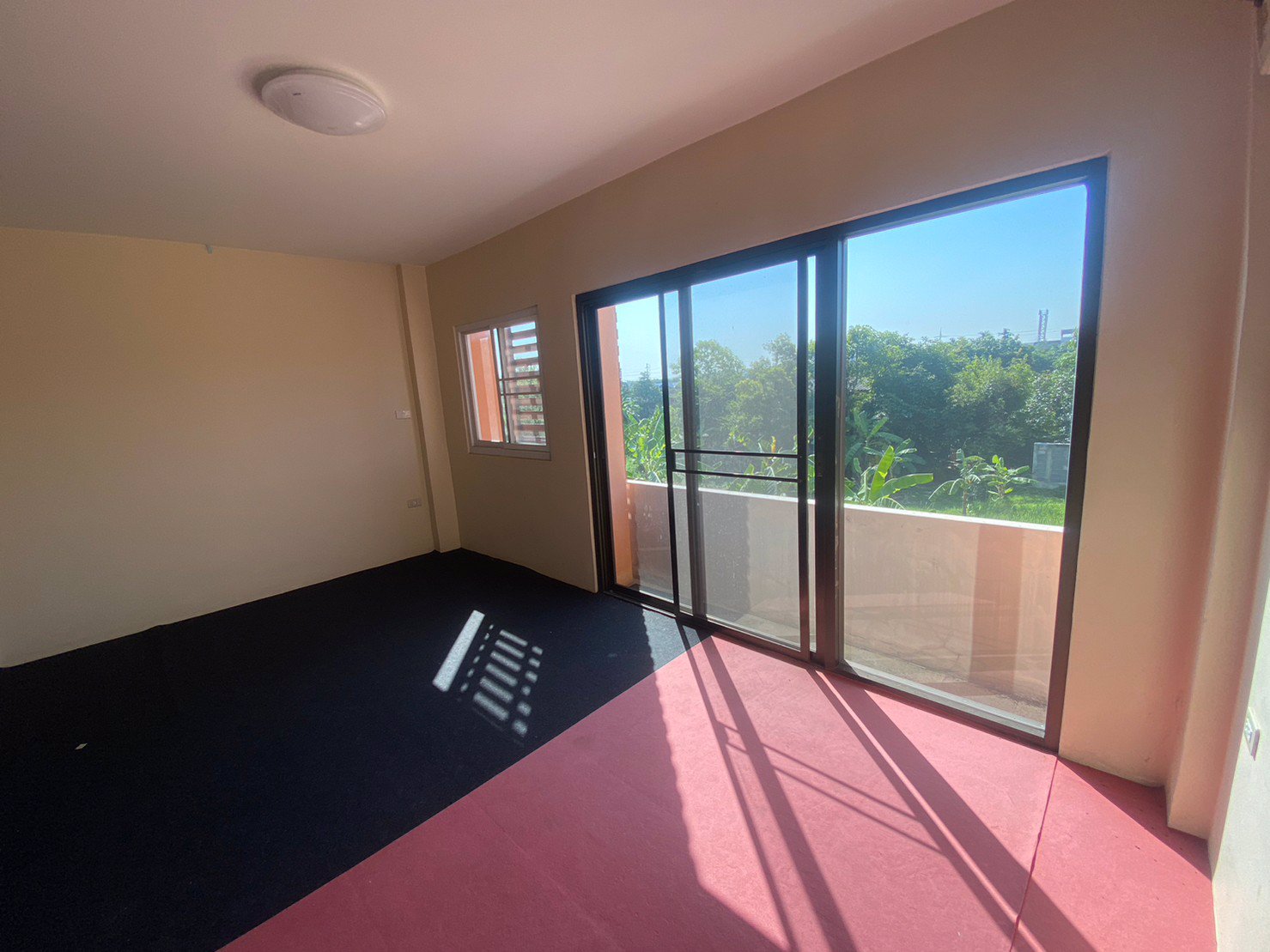 ขายอาคารพาณิชย์-3-ชั้น-ซเปียนนท์-ลำลูกกา-สภาพดี-ต้นซอย