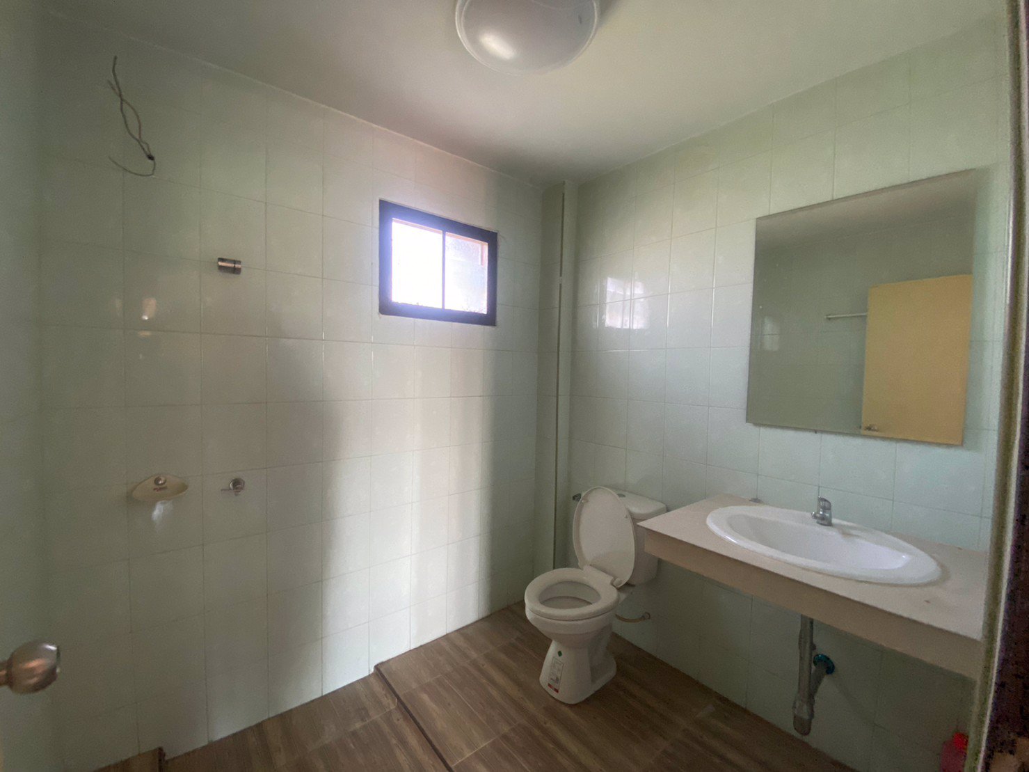 ขายอาคารพาณิชย์-3-ชั้น-ซเปียนนท์-ลำลูกกา-สภาพดี-ต้นซอย