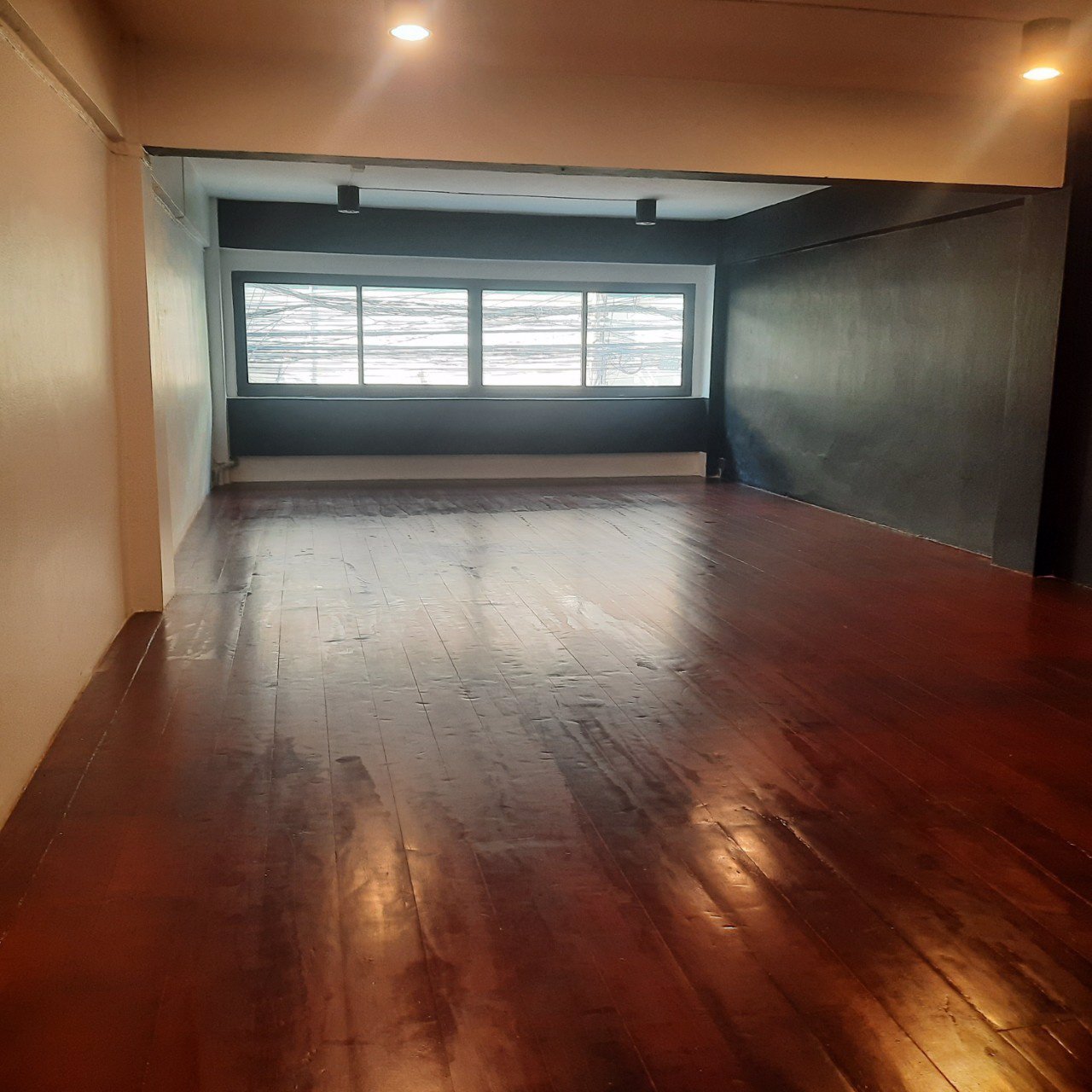 ตึกแถว-ให้เช่า-4-ชั้นล่าง-ย่านบรรทัดทอง-ใกล้-มจุฬา-สยาม-mbk-หัวลำโพง