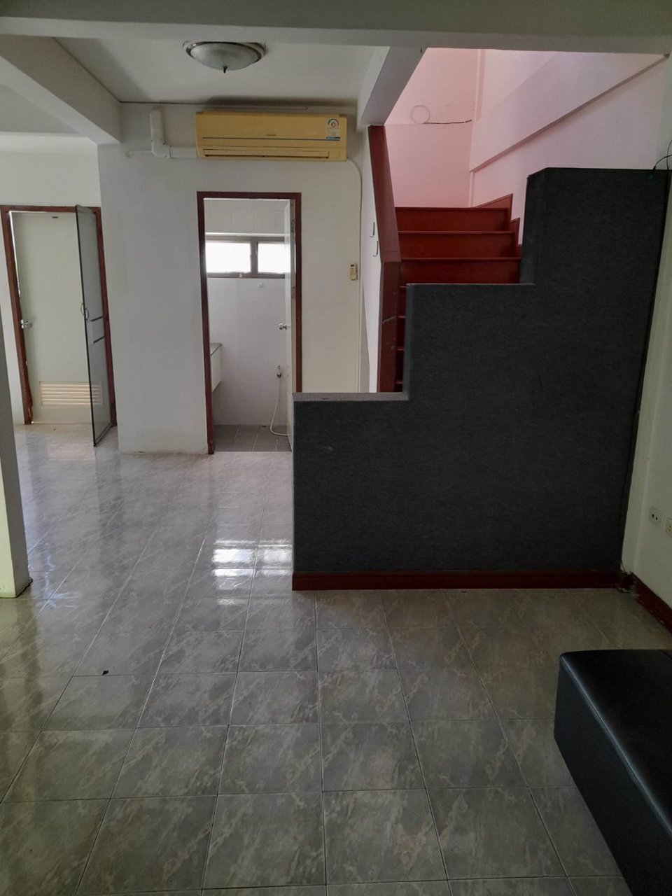 ที่ดินพร้อมสิ่งปลูกสร้าง-เนื้อที่-2-ไร่-2-งาน-19-ตรว