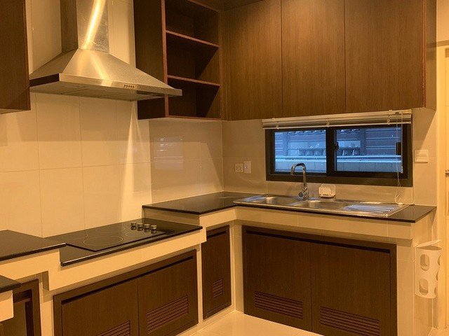 ขายถูก-เศรษฐสิริ-อ่อนนุช-ศรีนครินทร์-หลังมุม-816-ตรว-บ้านหรู-ราคาต่ำกว่าตลาด