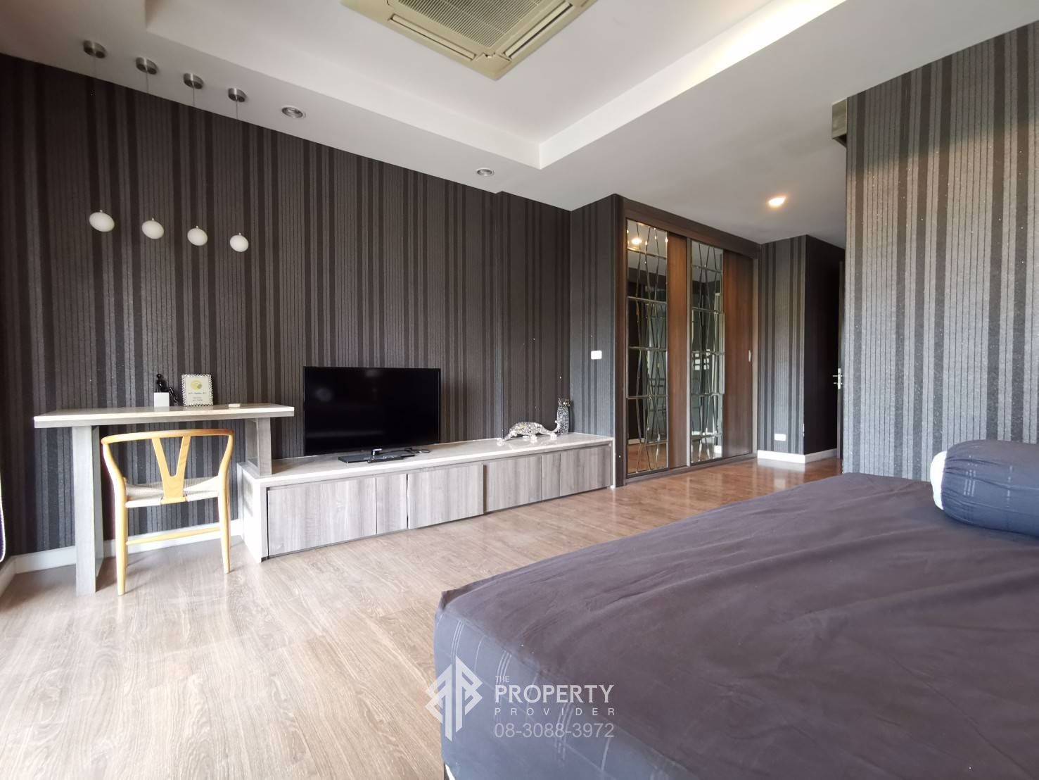 ขาย-bless-town-สุขุมวิท-50-luxury-townhome-3-ชั้นครึ่ง-หลังมุม-33-ตรว-