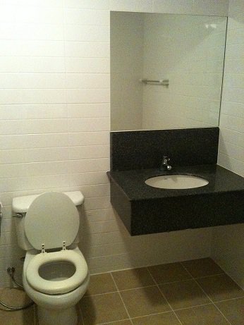 metropark-sathorn-for-rent