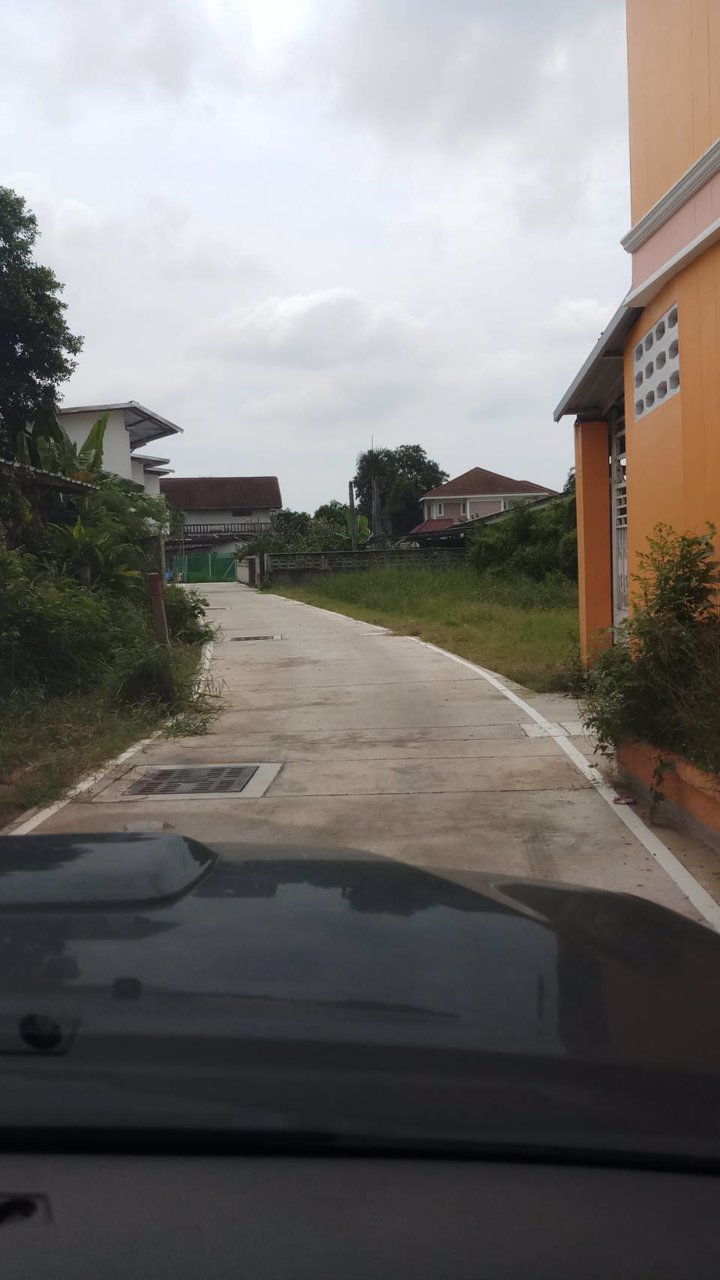 ขายทาวน์โฮมรูปแบบใหม่-2ชั้น-2ห้องนอน-2ห้องน้ำ-ตห้วยกะปิ-อเมืองชลบุรี-จชลบุรี