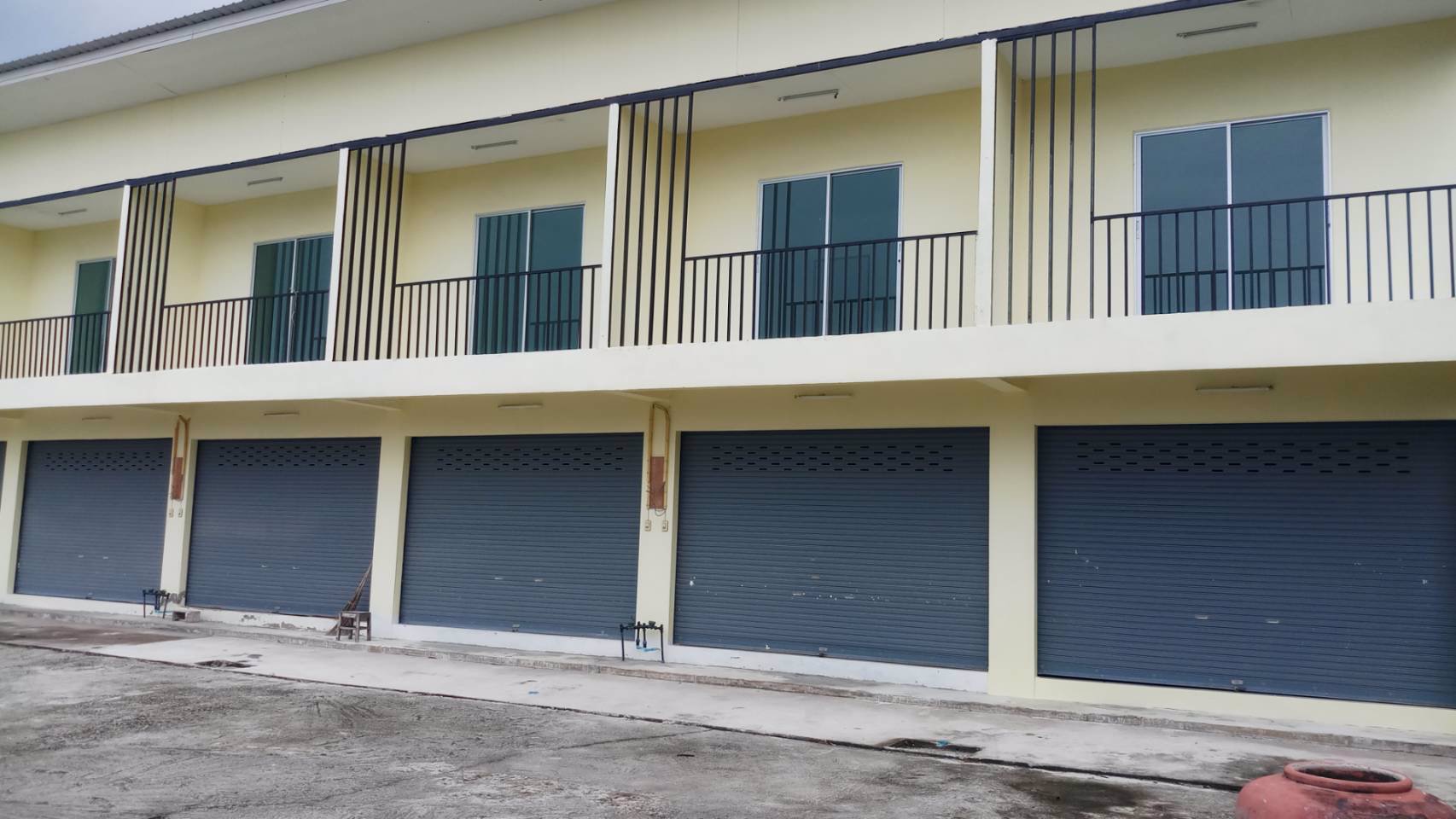 ขายทาวน์โฮมรูปแบบใหม่-2ชั้น-2ห้องนอน-2ห้องน้ำ-ตห้วยกะปิ-อเมืองชลบุรี-จชลบุรี