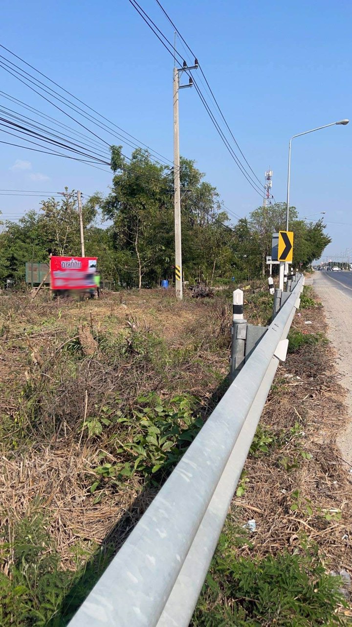 ขายที่ดินติดถนนใหญ่-1-งาน-20-ตรว-ตไผ่หูช้าง-อบางเลน-จนครปฐม