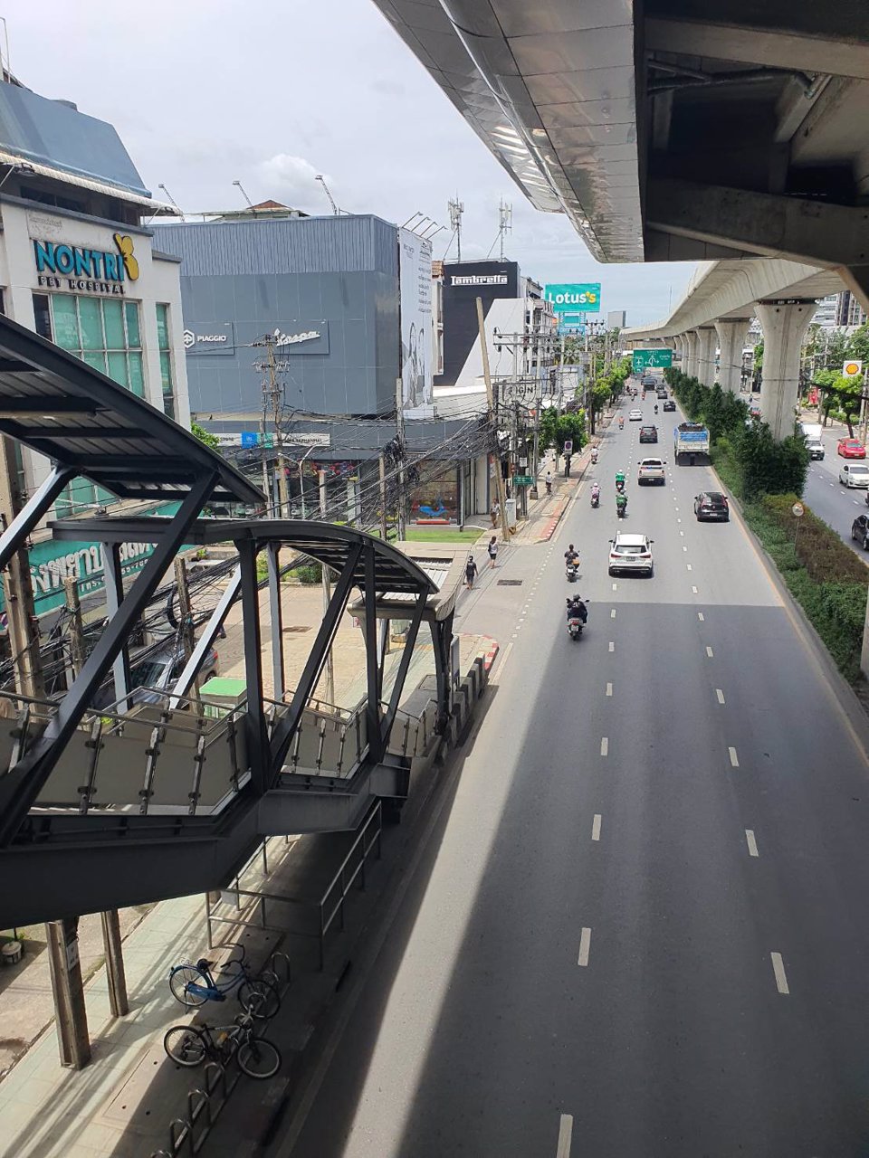 ขายที่ดินพร้อมสิ่งปลูกสร้าง-209-ตารางวา-อยู่ห่างจากรถไฟฟ้า-bts-พหลโยธิน-59-400เมตร-เดินทางสะดวกใกล้ส