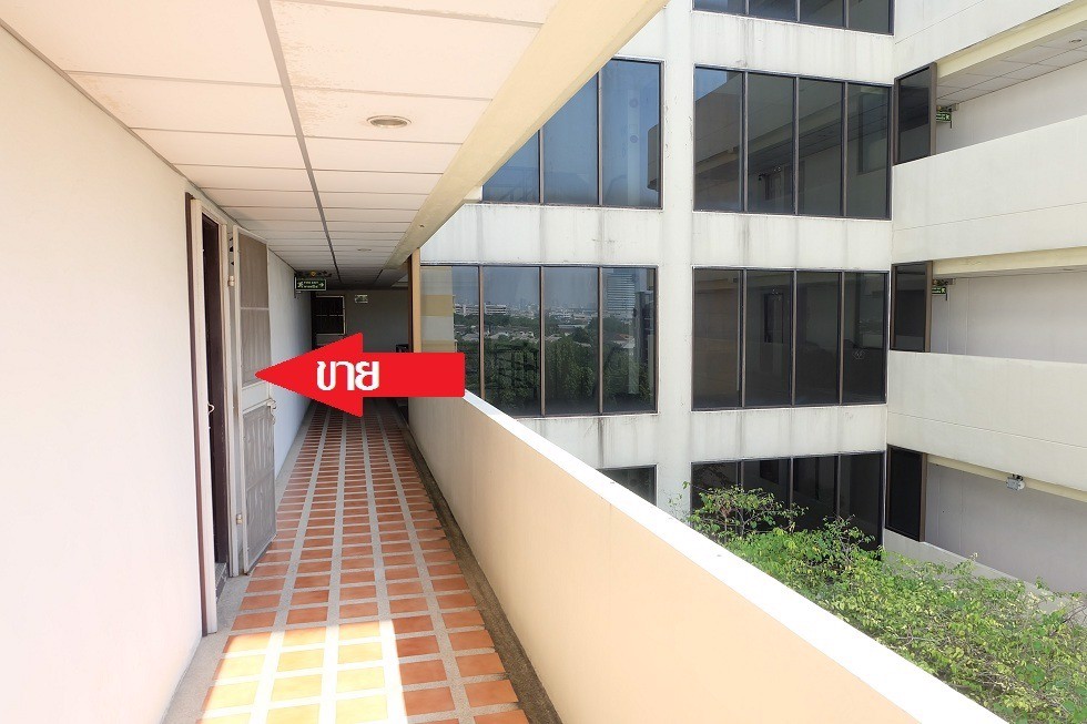 ขาย-raymond-tower-condominium-ลาดพร้าว-130