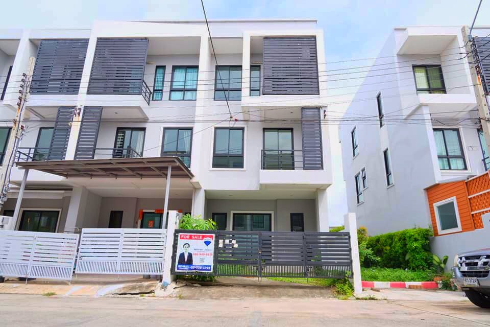 ขายทาวน์โฮม-มดิ-อินสปายร์-เทพารักษ์-วงแหวน-ทำเลดี-หลังมุม