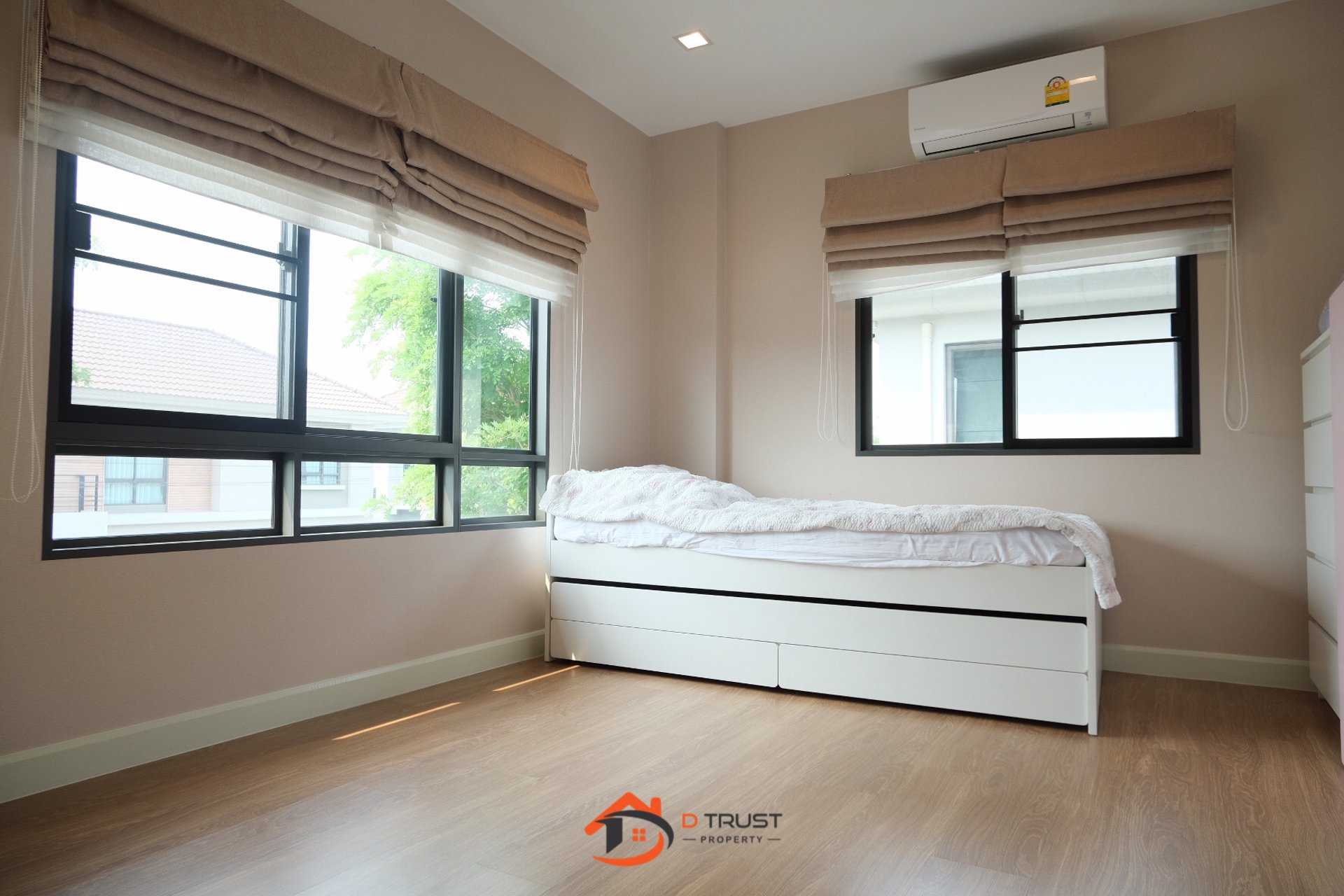 ขาย-บ้านเดี่ยว-2-ชั้น-หมู่บ้าน-ไลฟ์-บางกอก-บูเลอวาร์ด-ราชพฤกษ์-รัตนาธิเบศร์-สภาพดี-ต่อเติมพร้อมอยู่