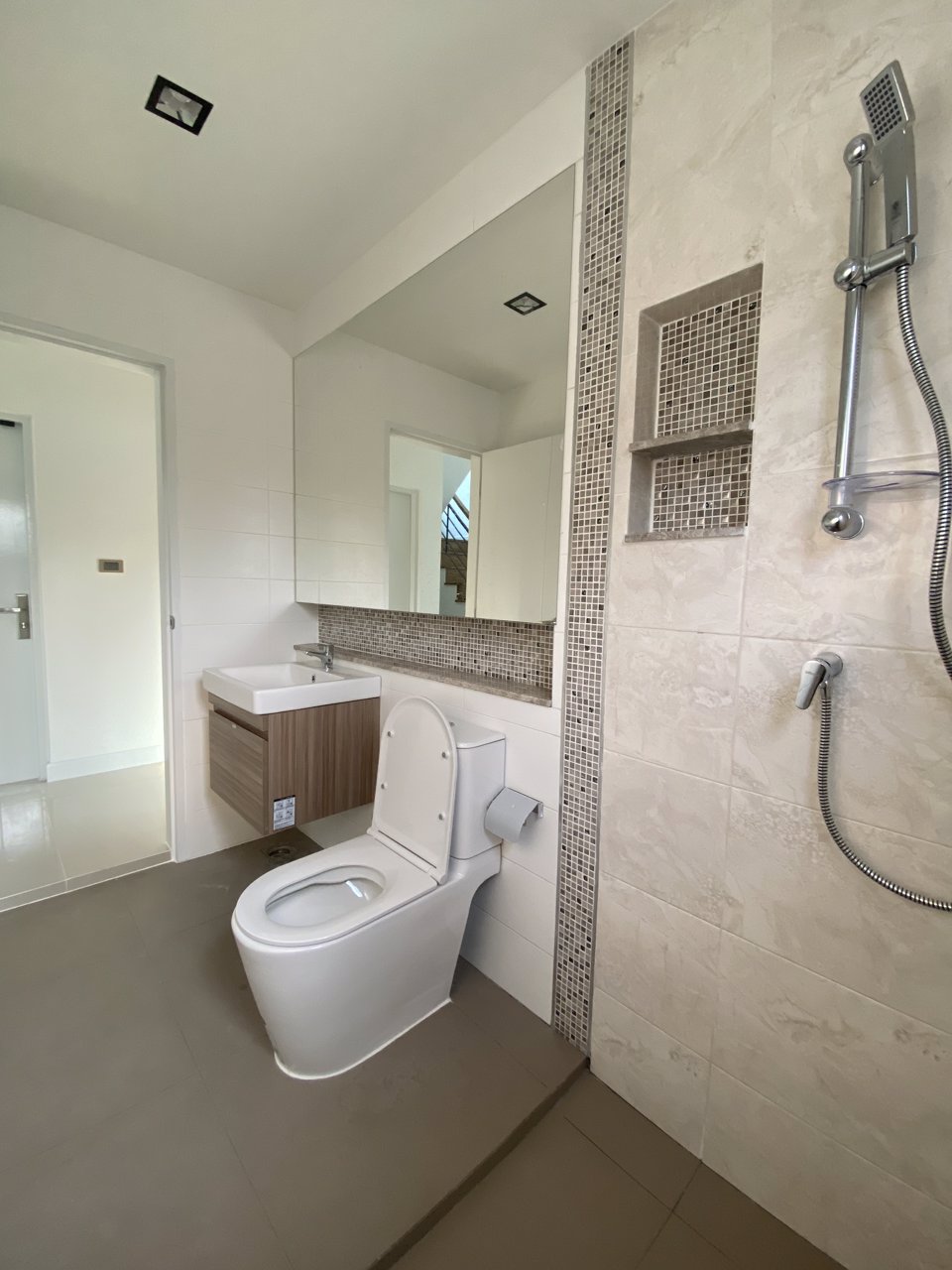 ขาย-บ้านเดี่ยวกฤษดาซิตี้กอล์ฟฮิลส์เริ่มต้นที่-753-ตรว-หลังเดียวเท่านั้น-พุทธมณฑลสาย-8-