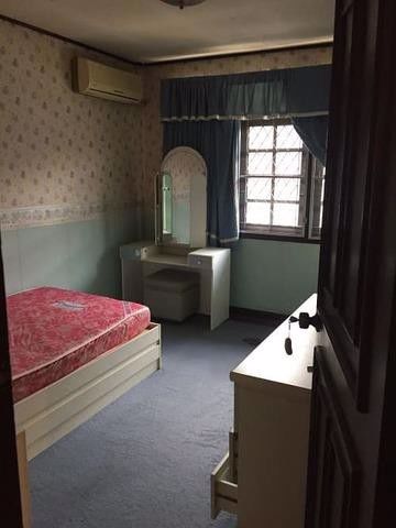 code13814-ให้เช่าทาวน์เฮ้าส์ใกล้รถไฟฟ้า-mrt-ห้วยขวาง-ซอยประชาราษฏร์บำเพ็ญ-26-ขนาด-3-ห้องนอน-จอดรถ-2-