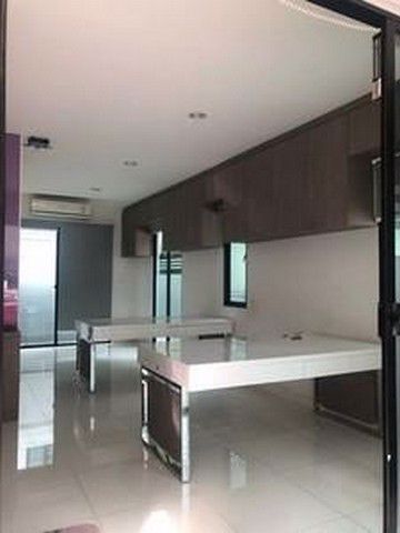 code13817-ให้เช่าบ้านกลางเมือง-สุขสวัสดิ์-ติดถนนใหญ่-ใกล้สามแยกพระประแดง-เหมาะทำโฮมออฟฟิต-ทำเลดี