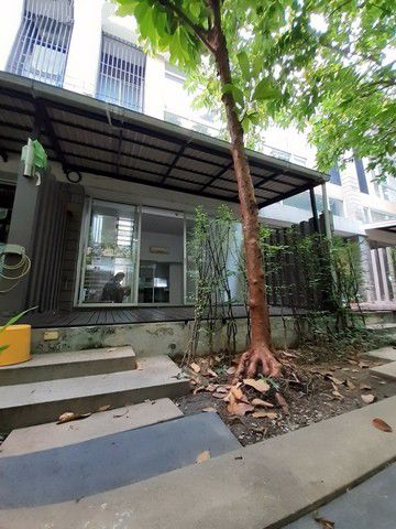 ให้เช่าและขายทาวน์โฮม-3-ชั้นครึ่ง-รามอินทรา-ไซมิส-บลอสซั่ม-แอท-แฟชั่น-ตรงข้ามแฟชั่นไอส์แลนด์