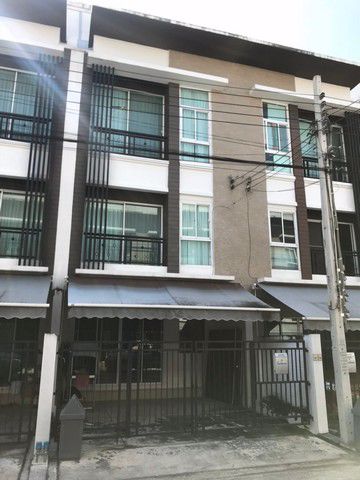 ให้เช่าทาวน์โฮม-3-ชั้น-3-ห้องนอน-ว่าง-16-กุมภา-63-บ้านกลางเมืองโชคชัย-4-ซอย-50-ลาดพร้าว-53-ทำเลดี
