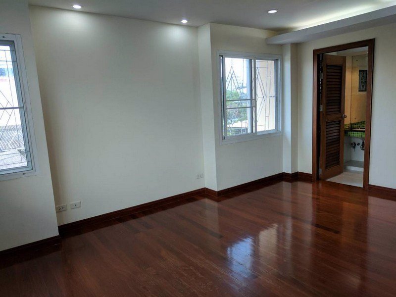 code16832-ให้เช่าโฮมออฟฟิศ-4-ชั้น-พื้นที่ใช้สอย-242-ตารางเมตร-เดินได้จาก-bts-สะพานควาย-เพียง-400เมตร