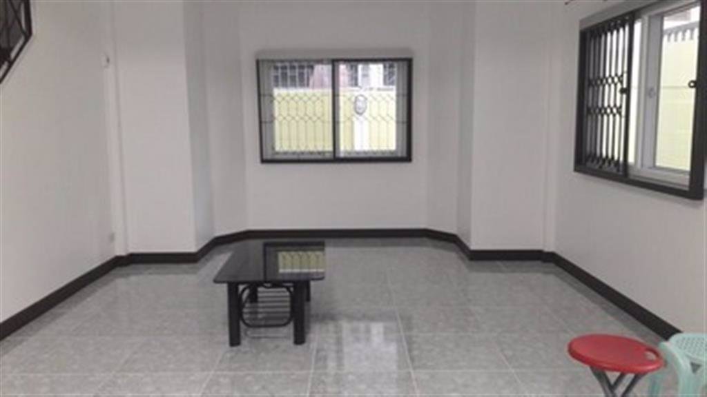 code5169-ให้เช่าบ้านทาวน์เฮ้าส์-2-ชั้นแฮปปี้แลนด์-หลังใหญ่-40ตรว-renovate-รีโนเวทใหม่-บางกะปิ-3-นอน
