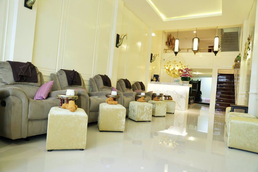 code16768-ให้เช่าตึกสีลม-เหมาะสำหรับหลากหลายธุรกิจ-อาคารพาณิชย์-4-ชั้นครึ่ง-ใกล้รถไฟฟ้า-bts-ศาลาแดง