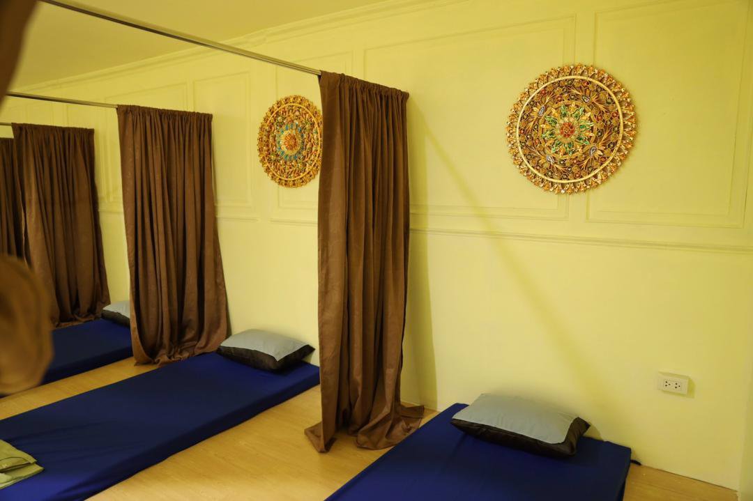 code16768-ให้เช่าตึกสีลม-เหมาะสำหรับหลากหลายธุรกิจ-อาคารพาณิชย์-4-ชั้นครึ่ง-ใกล้รถไฟฟ้า-bts-ศาลาแดง