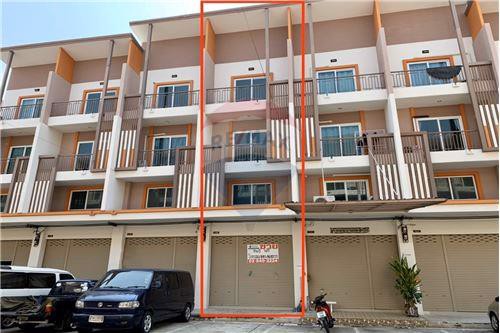 ขายตึกแถว-สุขสวัสดิ์26-พุทธบูชา39-ด้านหลังพื้นที่เหลือ