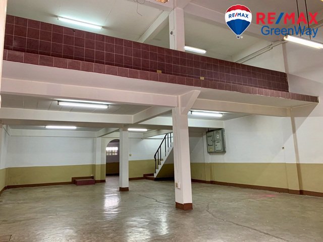 ขายอาคารพาณิชย์-พระราม2-อมรชัย4-2คูหา-มีลิฟท์-เหมาะทำโกดังและโรงงาน