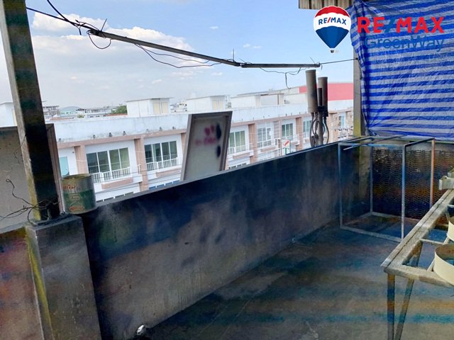 ขายอาคารพาณิชย์-พระราม2-2คูหา-ริมถนนบางขุนเทียน-ชายทะเล