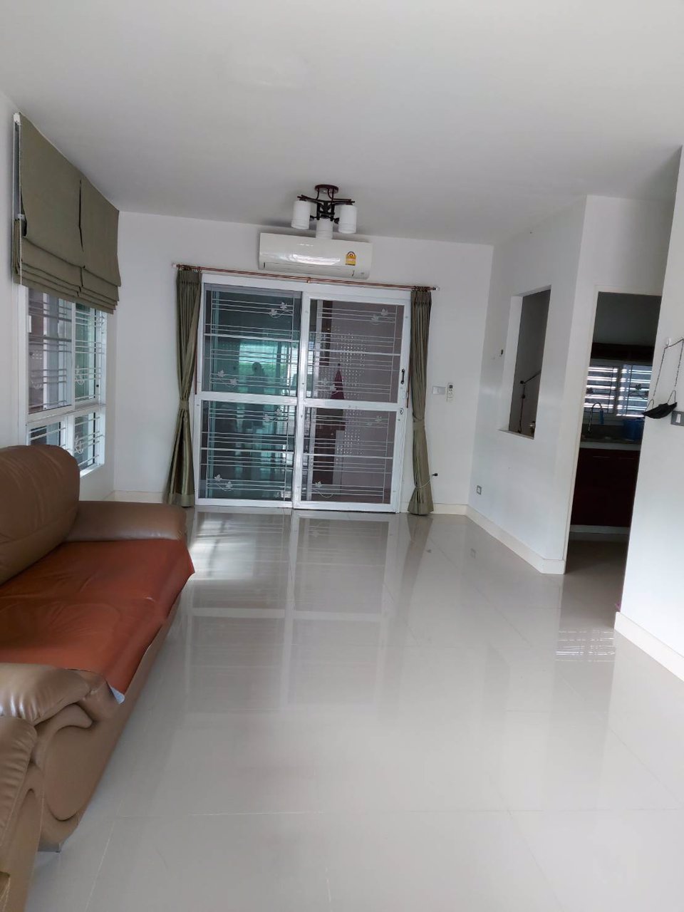 ขายบ้านแฝด-2-ชั้น-หมู่บ้านแกรนด์-พลีโน่-ท่าน้ำนนท์-ตบางศรีเมือง-อเมืองนนทบุรี-หลังมุม