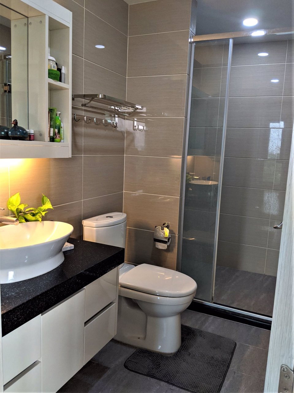 ขายคอนโดjry-ผนังห้องไม่ชนใคร-ห้องมุมวิวสวย-ส่วนตัว-ใจกลางเมืองบรรยากาศรีสอร์ท