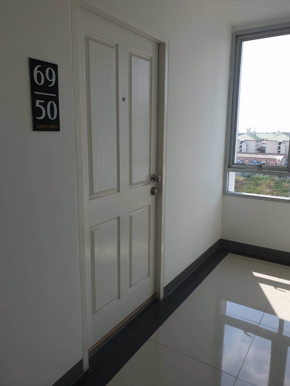 คอนโดให้เช่า-ห้องมุม-zoom-condo-ซอยคุณพระ