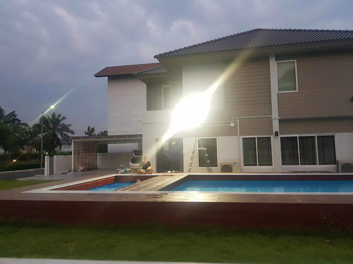 ขาย-เช่า-พูลวิลล่า-ที่ดินครึ่งไร่พร้อมสระว่ายน้ำ-2-สระ-ในโครงการอารียาโคโม-ลาดกระบัง-สุวรรณภูมิ-ห่