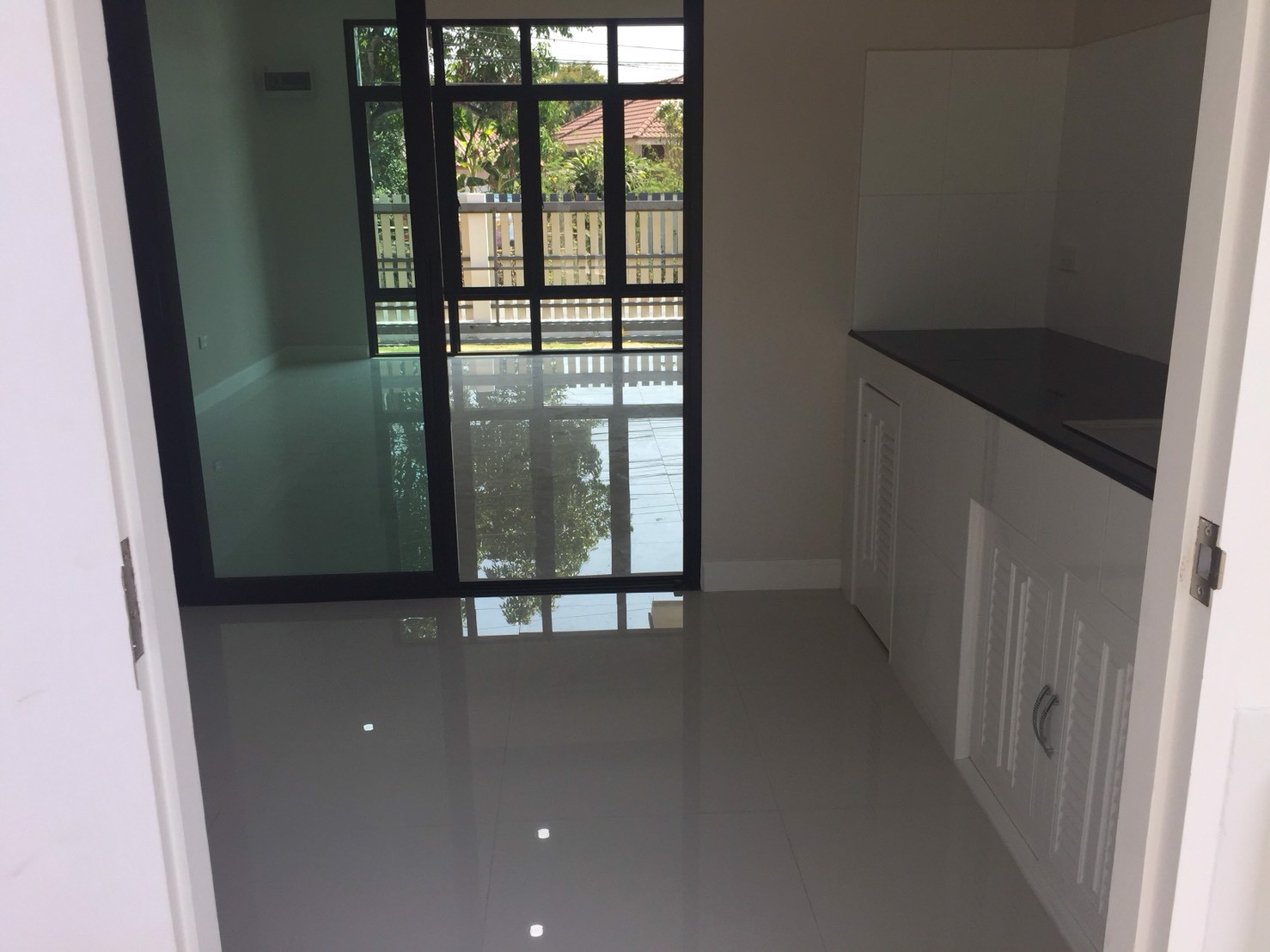 ขายบ้านเดี่ยว-สร้างใหม่สไตล์โมเดิร์น-80-ตาราง-ดอยสะเก็ด-เชียงใหม่