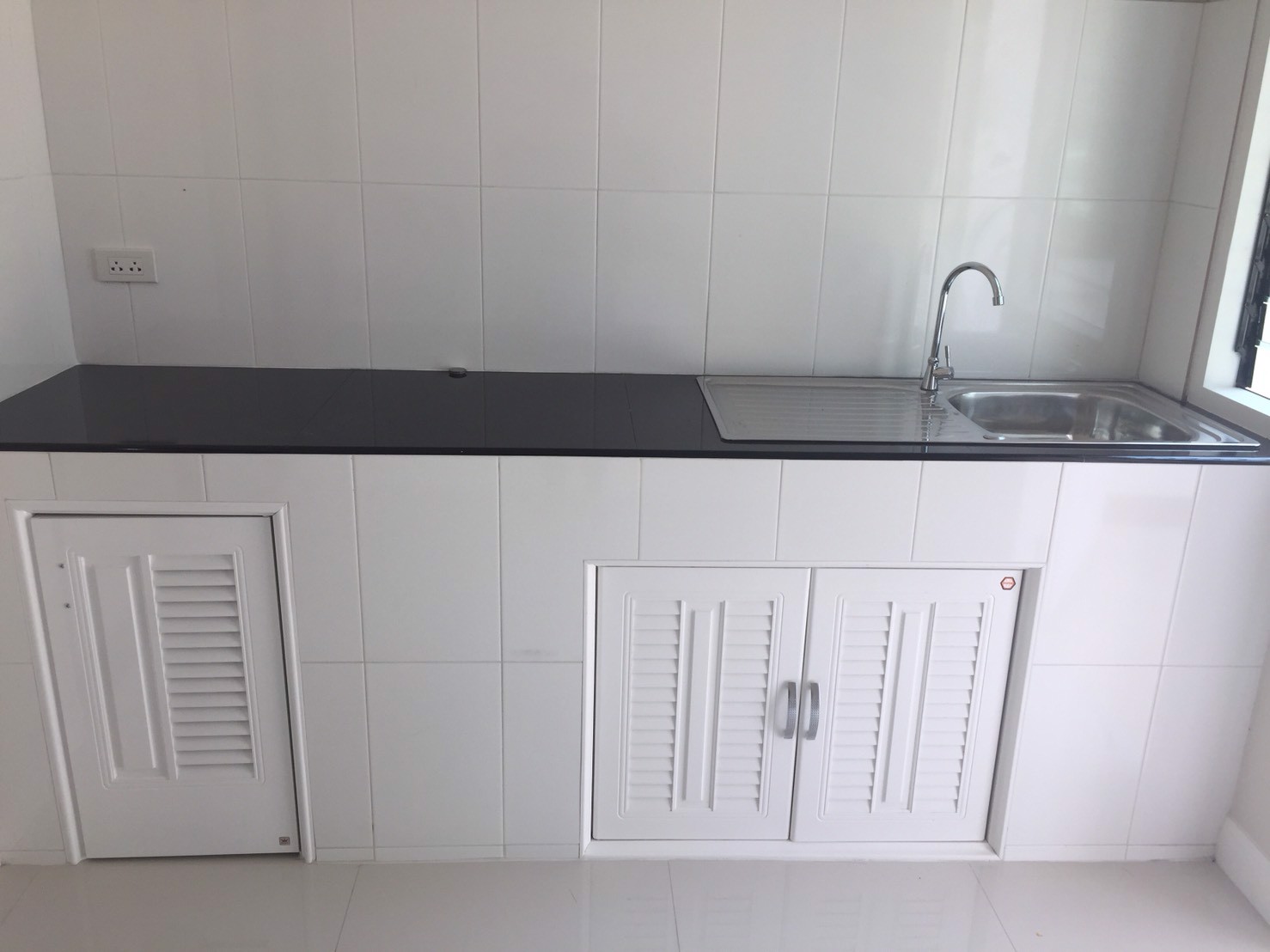 ขายบ้านเดี่ยว-สร้างใหม่สไตล์โมเดิร์น-80-ตาราง-ดอยสะเก็ด-เชียงใหม่