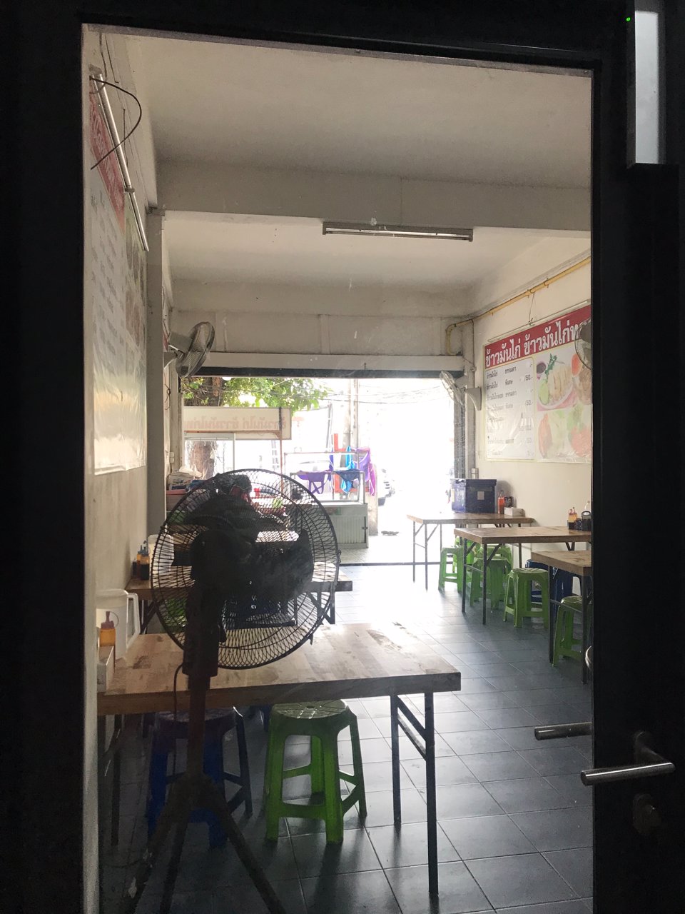 แบ่งเช่าออฟฟิศ-จรัญ-ปิ่นเกล้า-ขนาด-60-ตารางเมตร-ใกล้-bts-บางยี่ขัน