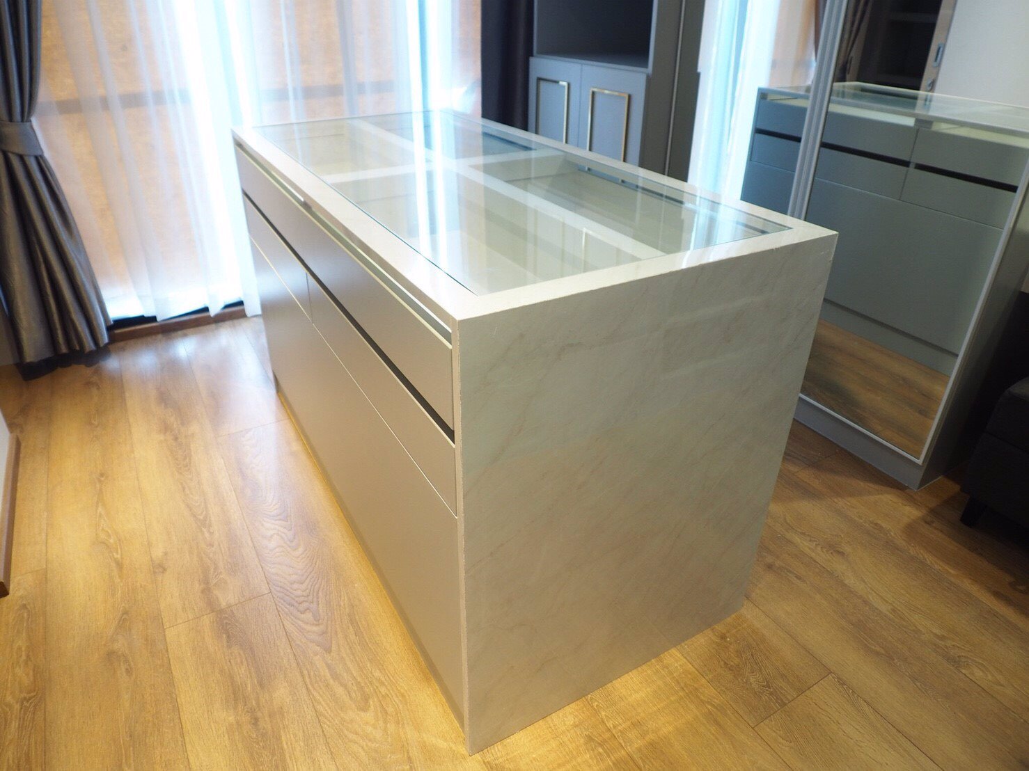 ขายหรือให้เช่า-park-24-1-ห้องนอน-1-ห้องน้ำ-1-walk-in-closet-55-ตารางเมตร