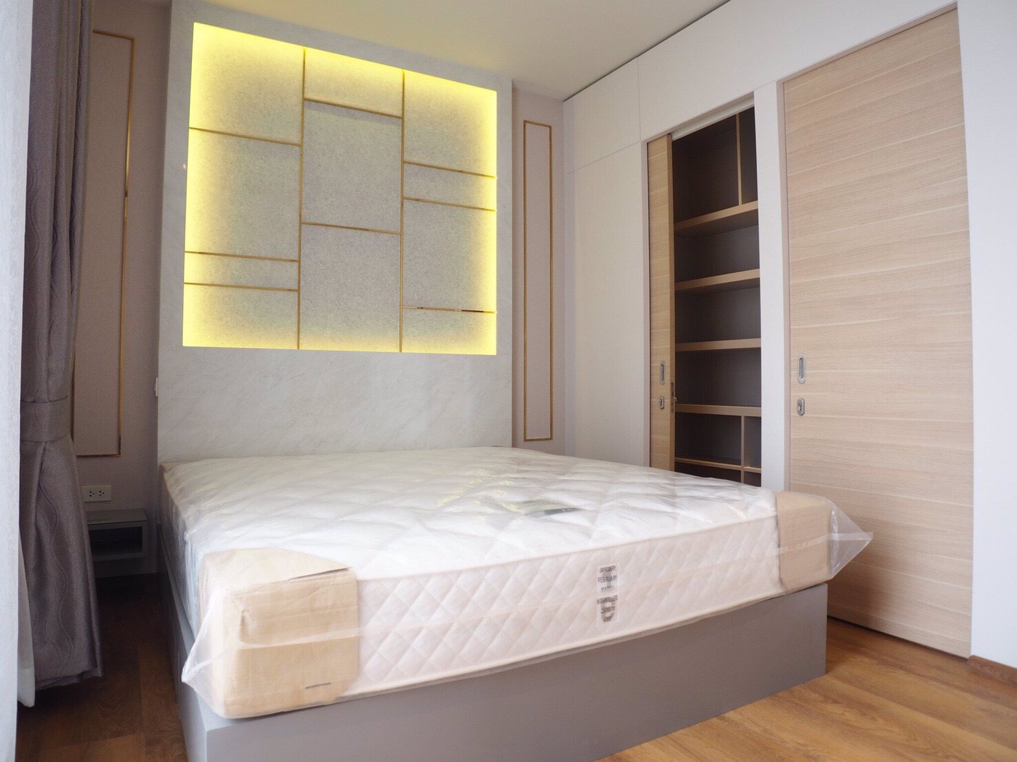 ขายหรือให้เช่า-park-24-1-ห้องนอน-1-ห้องน้ำ-1-walk-in-closet-55-ตารางเมตร