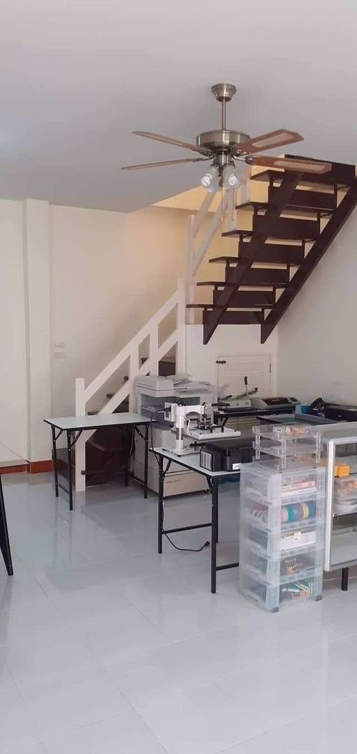 ขายบ้านใหม่-3ห้องนอน-2ห้องน้ำ-หมู่บ้านพรทวีวัฒน์3-ตกแต่งสวย-ในบ้านจอดรถ2คัน-